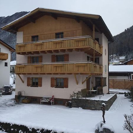 Haus-Nummer 355 Bei Renate & Roland プフンツ エクステリア 写真