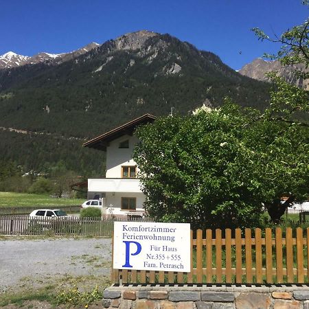 Haus-Nummer 355 Bei Renate & Roland プフンツ エクステリア 写真