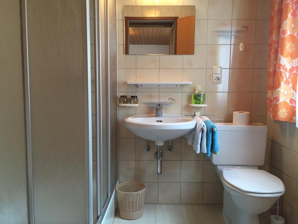 Haus-Nummer 355 Bei Renate & Roland プフンツ エクステリア 写真