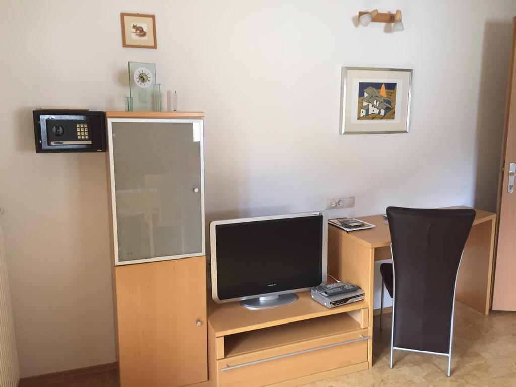 Haus-Nummer 355 Bei Renate & Roland プフンツ エクステリア 写真
